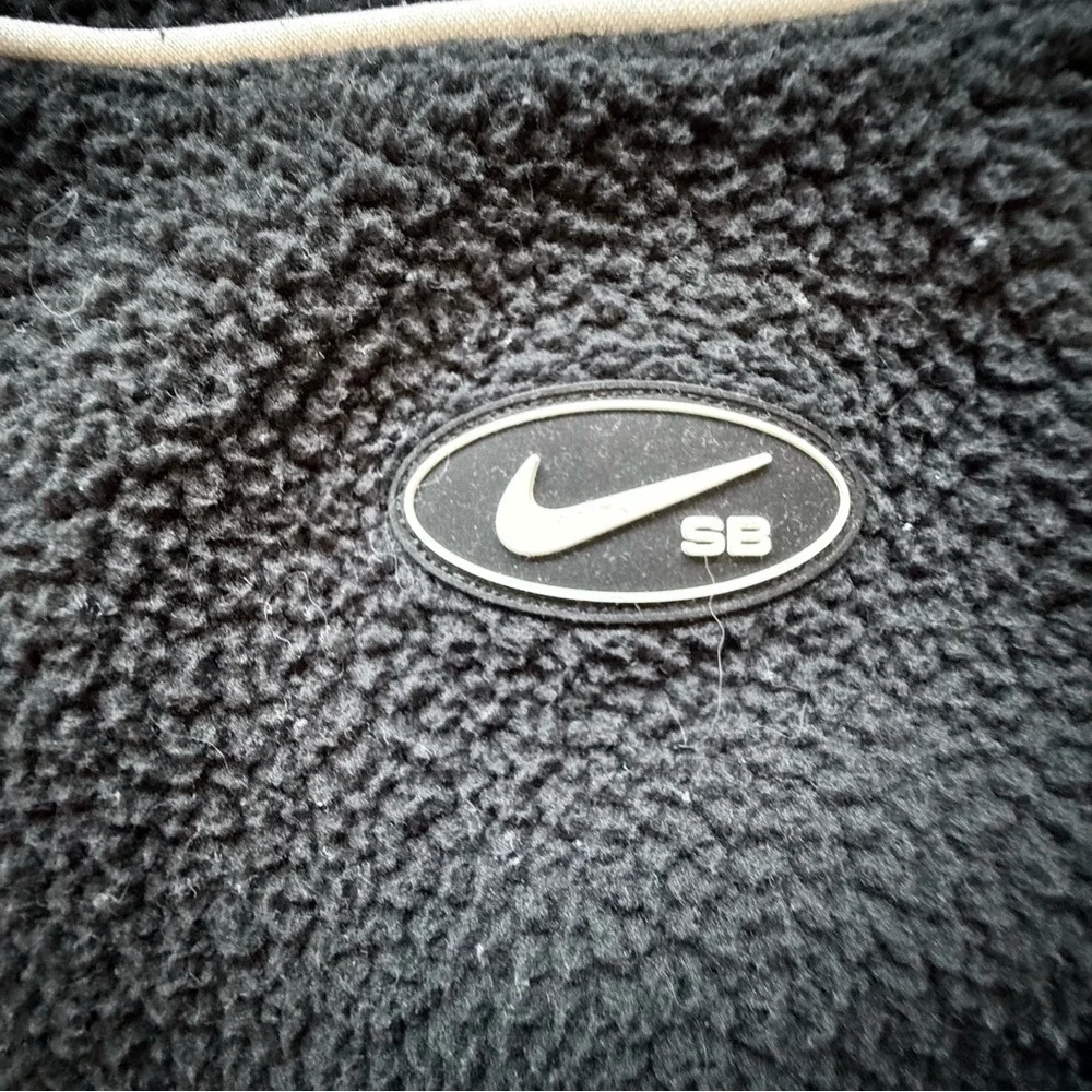 Nike Men's Black Hooded Sweatshirt Fleece Sherpa Hoodie size men’s large